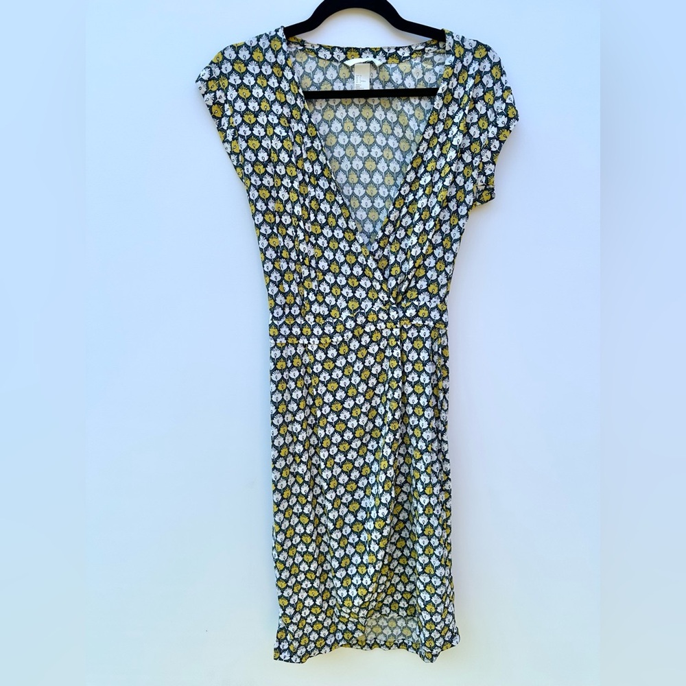 H&M Short Sleeve Wrap-Style Dress